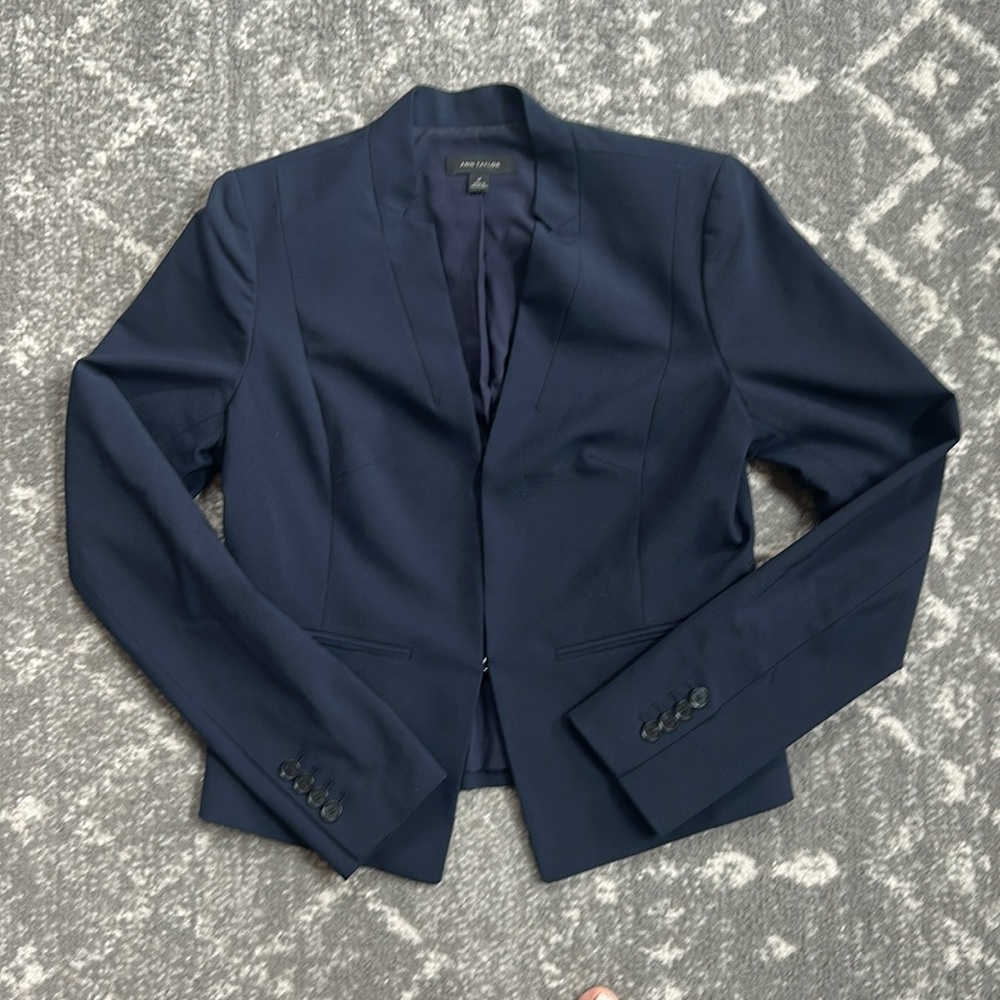 Ann Taylor Sleek Navy Blazer with eyelet clip closure